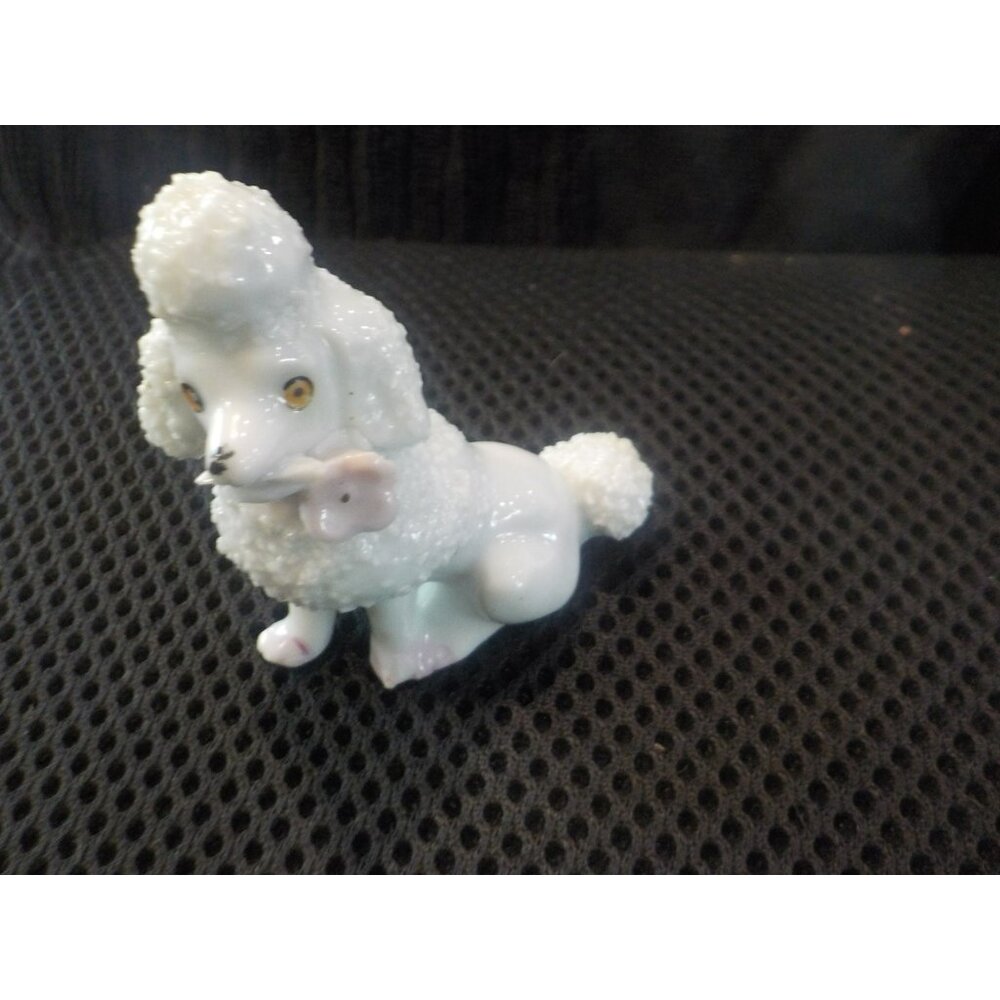 5 Vintage Miniature French Poodle Spaghetti Figurines Japan Sugar Coat Porcelain - Picture 2 of 9
